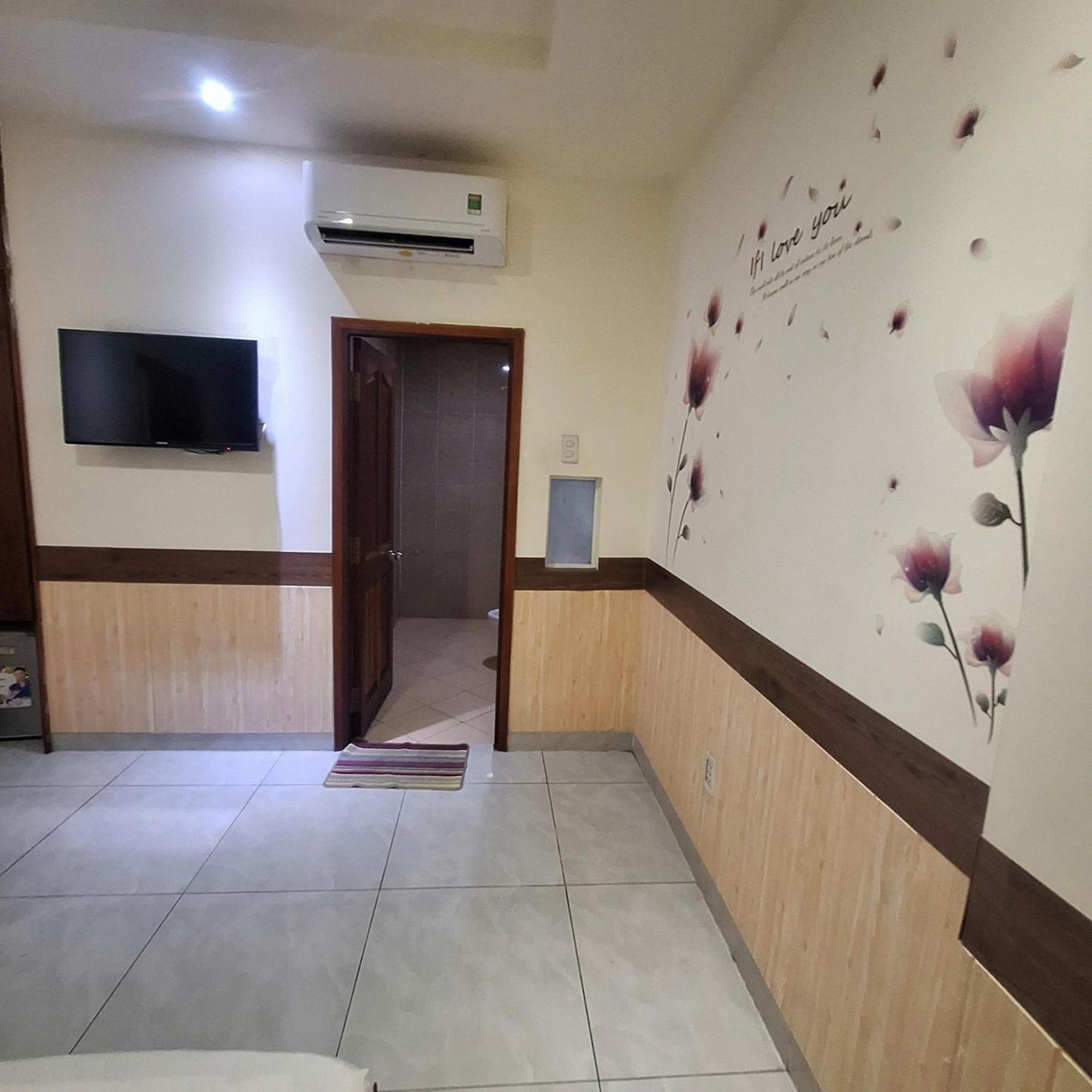 Damry Hotel Ho Chi Minh City Exterior photo