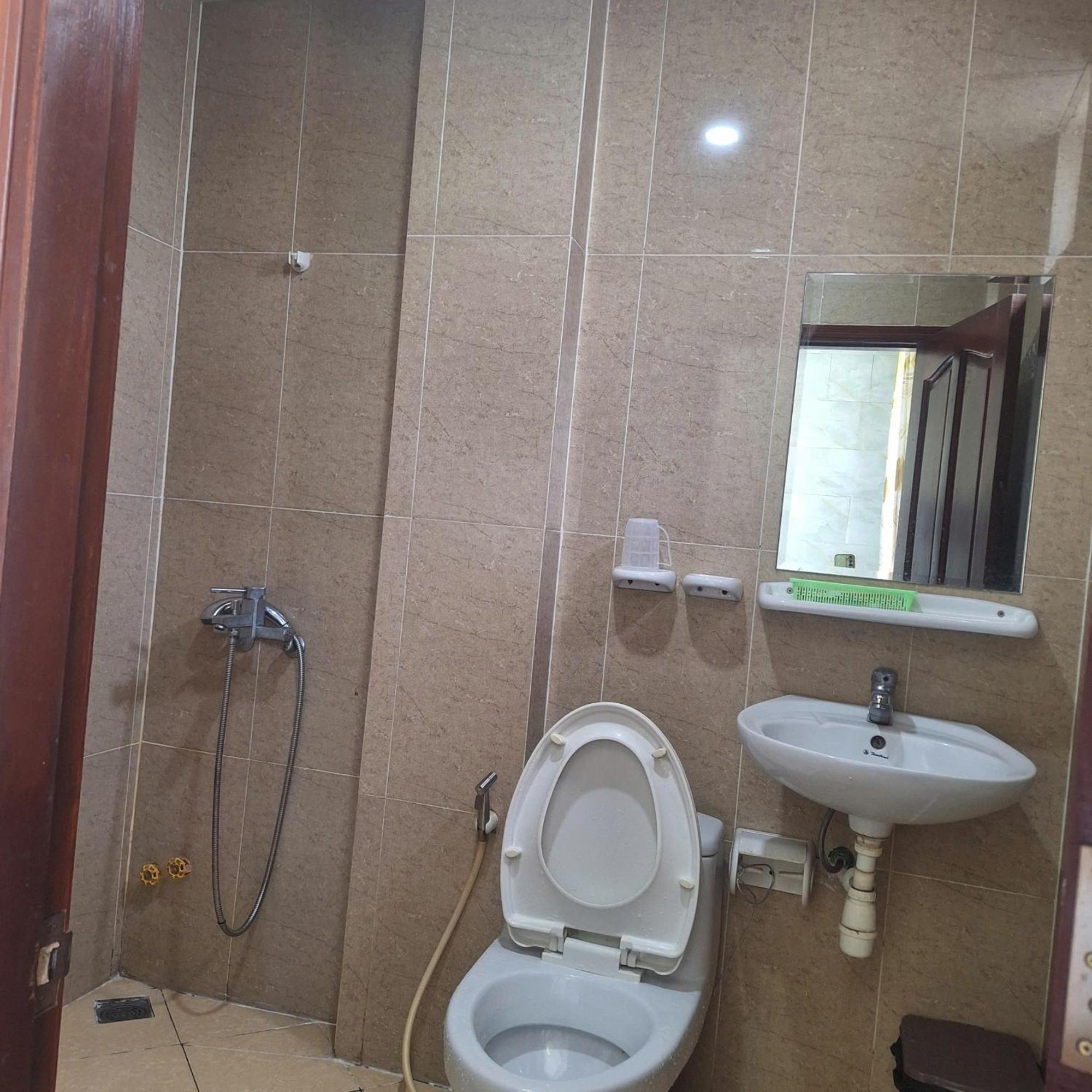 Damry Hotel Ho Chi Minh City Exterior photo